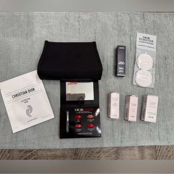 Dior 7 Piece Beauty Bundle with Cosmetic Bag - Picture 1 of 11